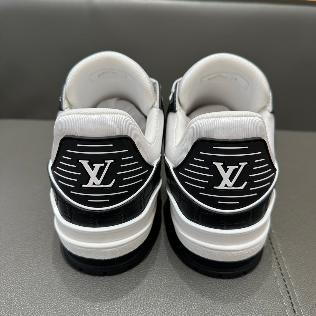 Classic Premium Sneakers